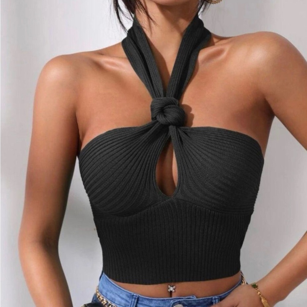 Black crop top